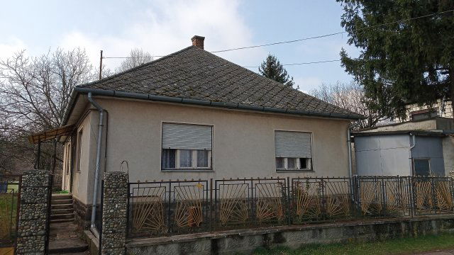 Eladó családi ház, Kállón 14.9 M Ft, 3+1 szobás