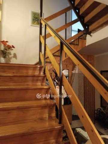 Eladó családi ház, Hajdúhadházon 36 M Ft, 4 szobás