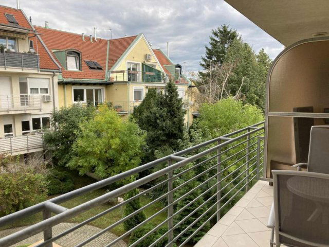 Eladó téglalakás, Budapesten, III. kerületben 123.9 M Ft