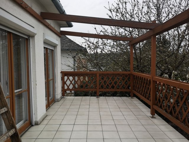 Eladó családi ház, Zircen 69.9 M Ft, 4 szobás