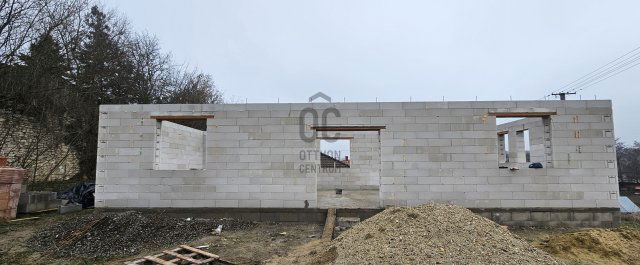 Eladó családi ház, Enyingen 45.9 M Ft, 3 szobás