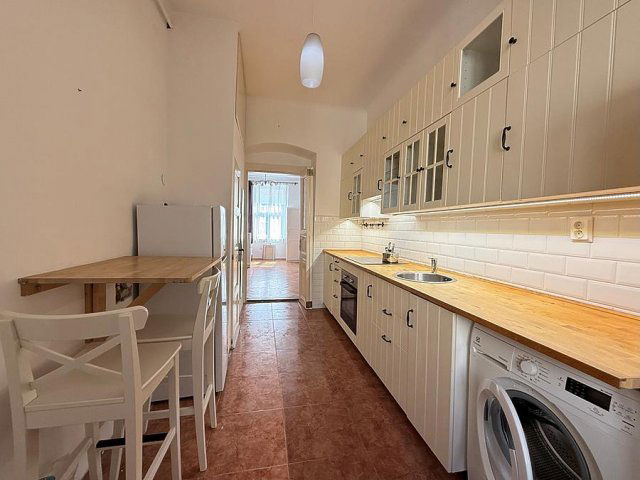 Eladó téglalakás, Budapesten, III. kerületben 59.9 M Ft