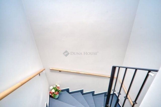 Eladó ikerház, Kistarcsán 99 M Ft, 5 szobás