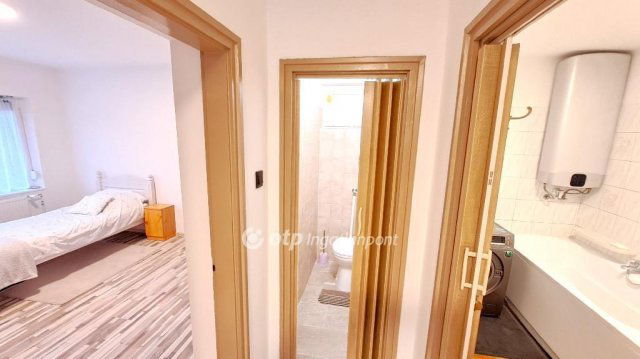 Eladó családi ház, Nagykőrösön 79.9 M Ft, 5+2 szobás