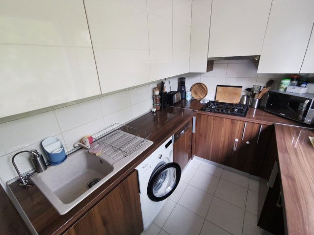 Eladó panellakás, Szegeden 74 M Ft, 3+1 szobás