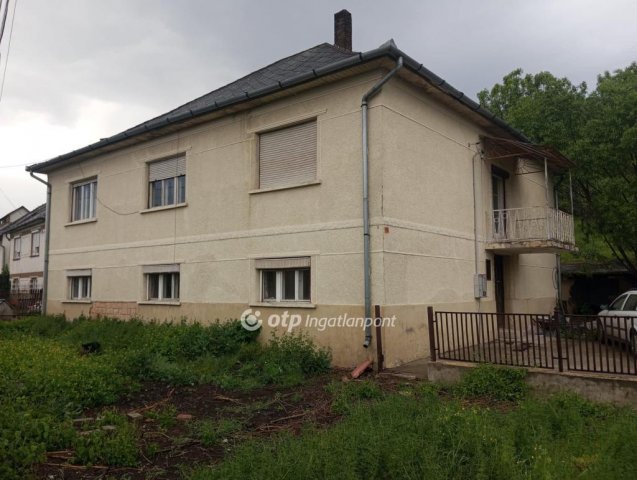 Eladó családi ház, Borsodnádasdon 20 M Ft, 6 szobás