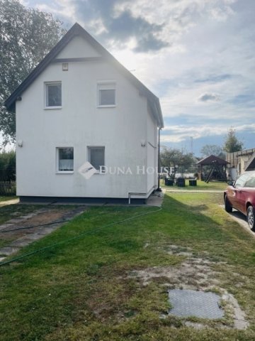 Eladó családi ház, Délegyházán 93 M Ft, 4 szobás