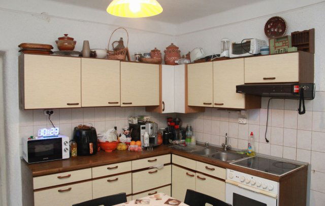 Eladó családi ház, Kecskeméten 45.9 M Ft, 2 szobás