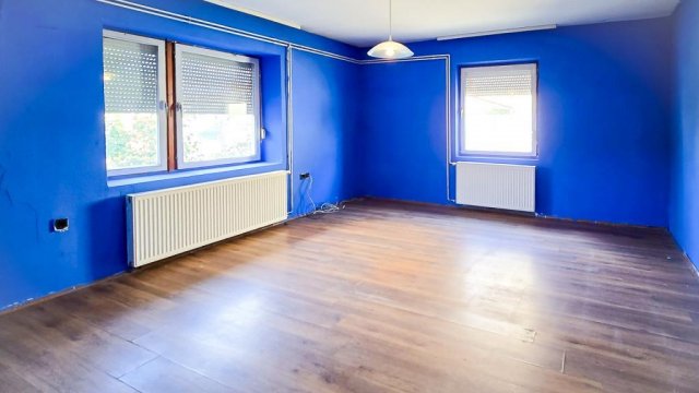 Eladó családi ház, Szigethalmon 36 M Ft, 3 szobás