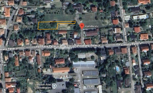 Eladó telek, Pécsett, Kamilla közben 15 M Ft