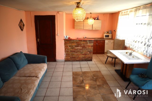 Eladó családi ház, Siófokon 55 M Ft, 6 szobás