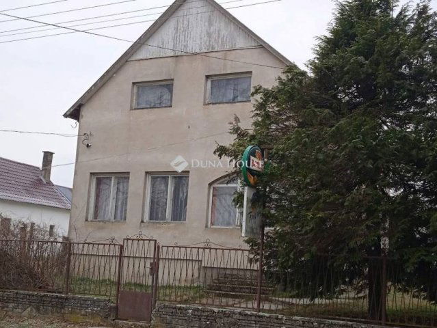 Eladó üzlethelyiség, Beleznán 21.95 M Ft / költözzbe.hu