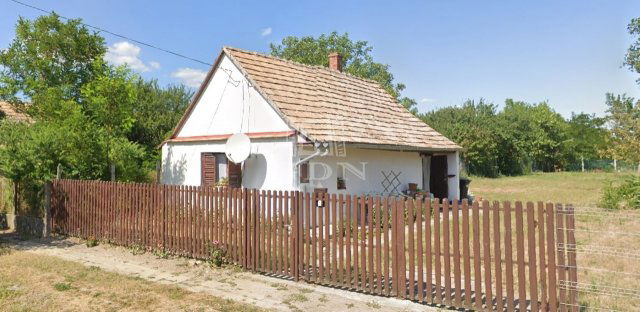 Eladó családi ház, Pátkán 21 M Ft, 1 szobás