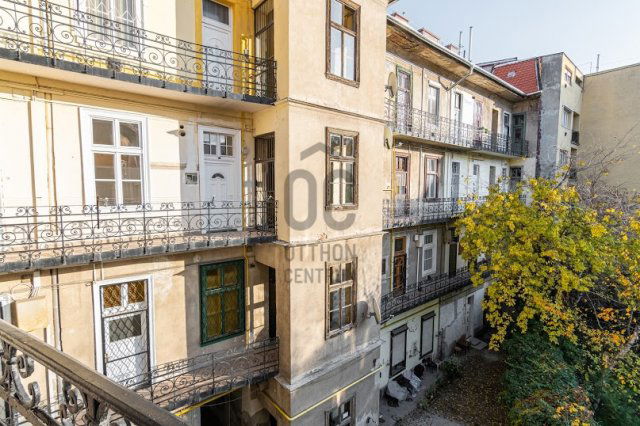 Eladó téglalakás, Budapesten, VIII. kerületben 44.5 M Ft