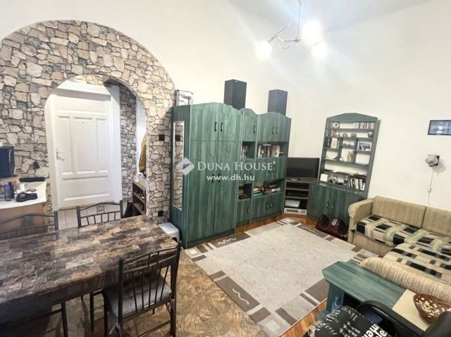 Eladó téglalakás, Budapesten, IX. kerületben 84 M Ft, 3 szobás