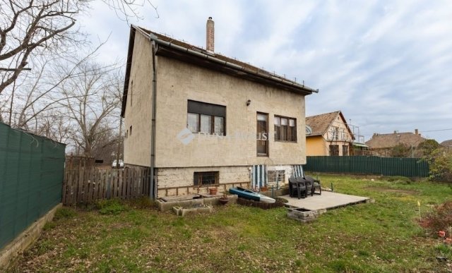 Eladó családi ház, Budapesten, XVIII. kerületben 124.9 M Ft