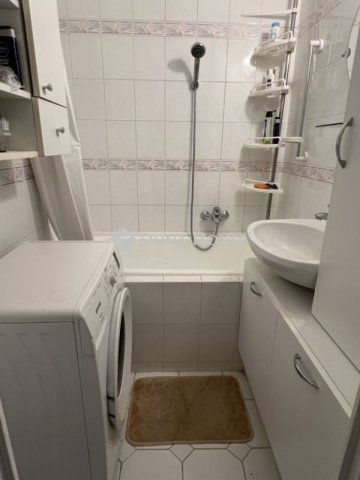 Eladó panellakás, Székesfehérvárott 44.9 M Ft, 2 szobás