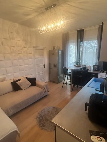 Eladó téglalakás, Győrött 55 M Ft, 1+2 szobás