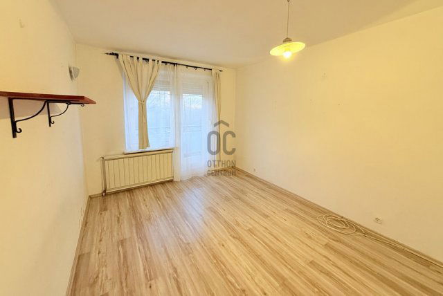 Eladó téglalakás, Budapesten, XVI. kerületben 69.9 M Ft