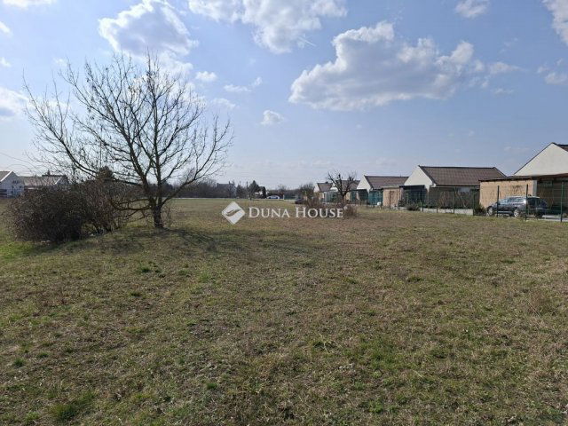 Eladó telek, Székesfehérvárott 95 M Ft / költözzbe.hu