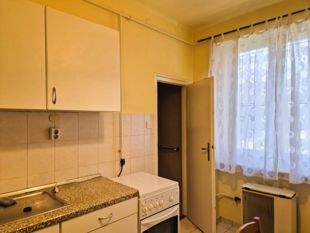 Eladó téglalakás, Budapesten, XIV. kerületben, Szervián utcában