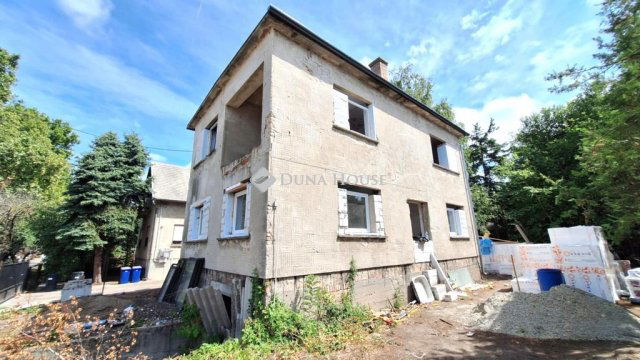 Eladó családi ház, Kiskunlacházán 120 M Ft, 4 szobás
