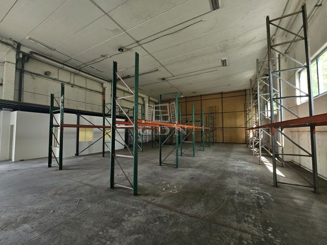 Kiadó ipari ingatlan, Szigetszentmiklóson 1159 E Ft / hó