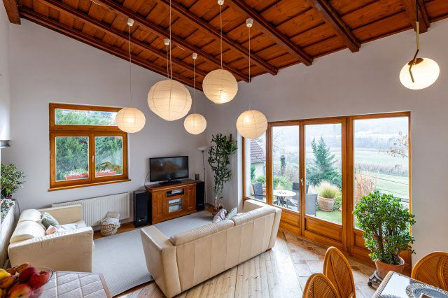 Eladó családi ház, Pilisborosjenőn, Bécsi úton 145 M Ft