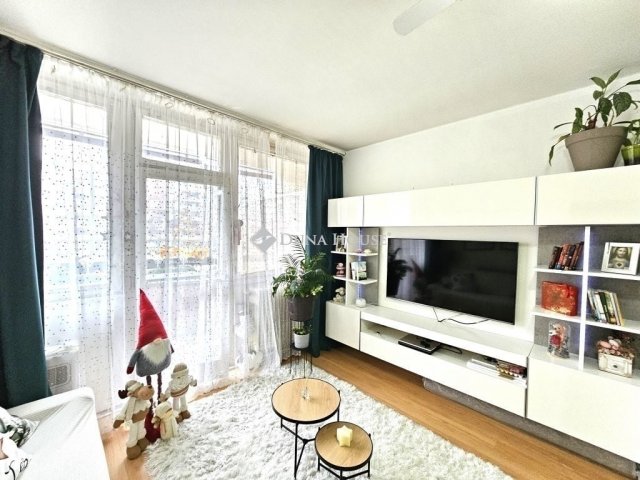 Eladó panellakás, Budapesten, XX. kerületben 64.9 M Ft, 2 szobás