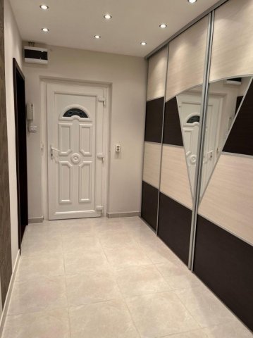 Eladó panellakás, Debrecenben 69.9 M Ft, 3 szobás