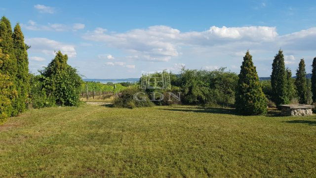 Eladó telek, Balatonfüreden 74.9 M Ft / költözzbe.hu