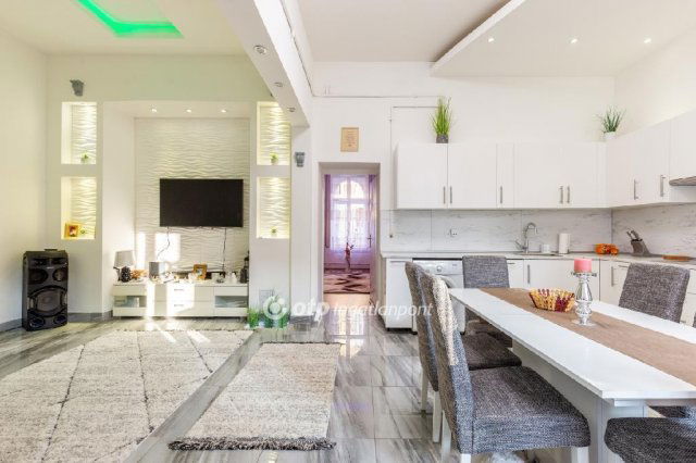 Eladó téglalakás, Budapesten, XIV. kerületben 94.99 M Ft