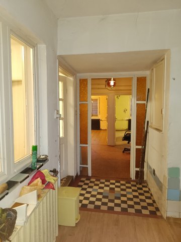 Eladó családi ház, Dunaharasztin 88.5 M Ft, 7+2 szobás