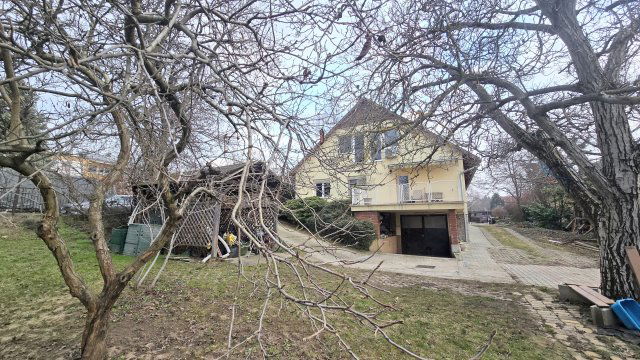 Eladó családi ház, Fóton 135 M Ft, 5 szobás