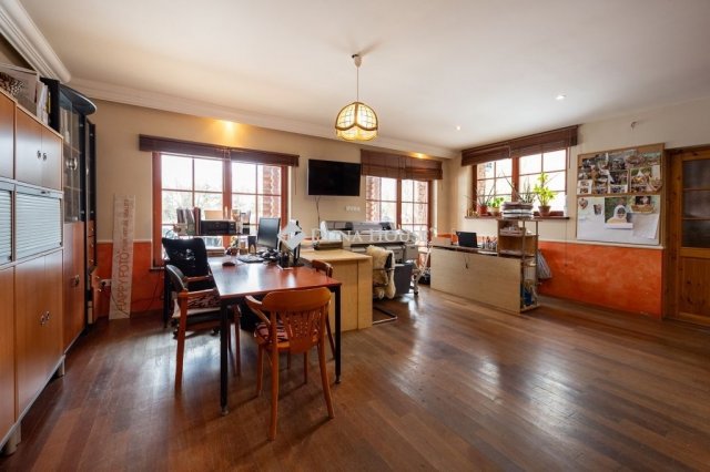 Eladó családi ház, Nőtincsen 1276.74 M Ft, 8 szobás