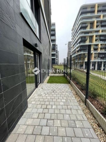 Eladó téglalakás, Budapesten, III. kerületben 137.9 M Ft