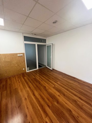Kiadó iroda, Budapesten, XXI. kerületben 430 E Ft / hó, 3 szobás