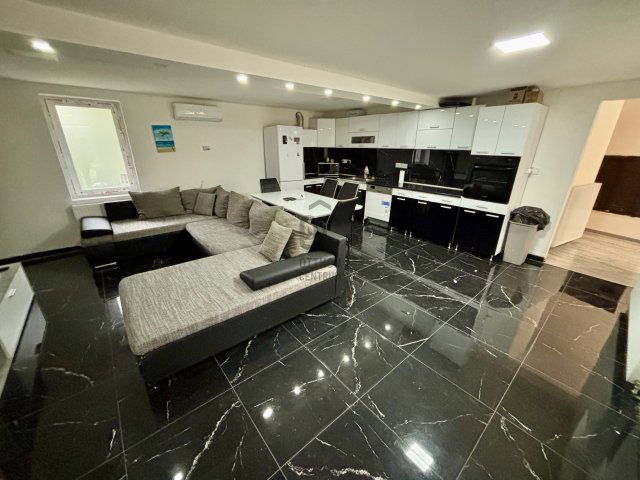 Eladó családi ház, Debrecenben 67.9 M Ft, 3 szobás