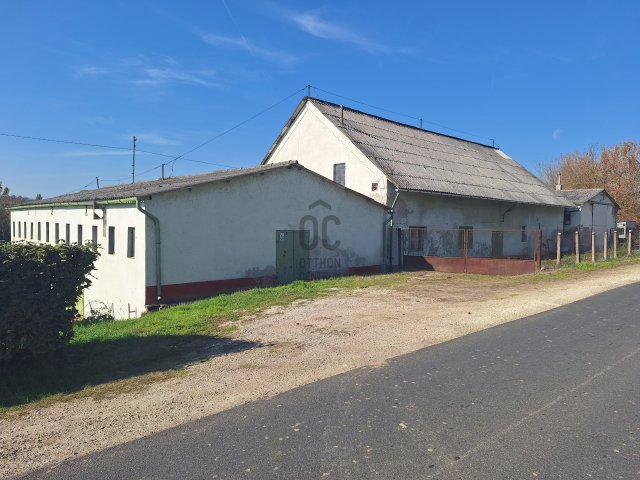 Eladó mezogazdasagi ingatlan, Öreglakon 49 M Ft