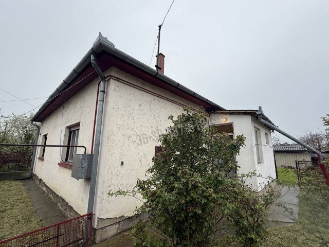 Eladó családi ház, Püspökladányban 36.99 M Ft, 3+1 szobás