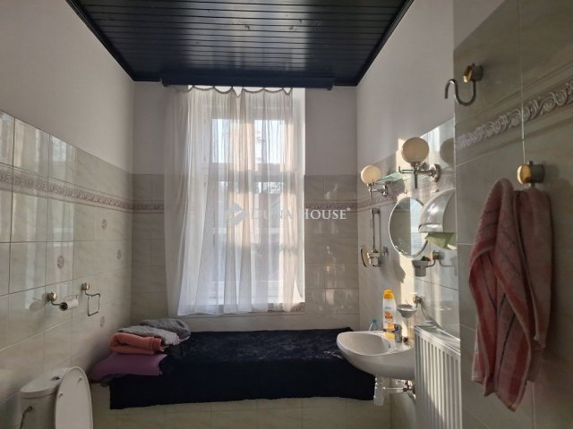 Kiadó családi ház, albérlet, Sárváron 110 E Ft / hó, 1 szobás