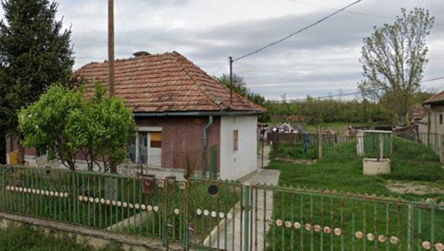 Eladó családi ház, Szabadbattyánban 20 M Ft, 2 szobás
