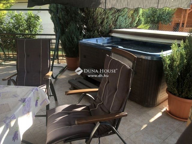 Eladó családi ház, Érden 175 M Ft, 2+2 szobás