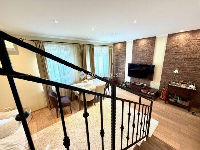 Eladó téglalakás, Fóton 156.9 M Ft, 4 szobás