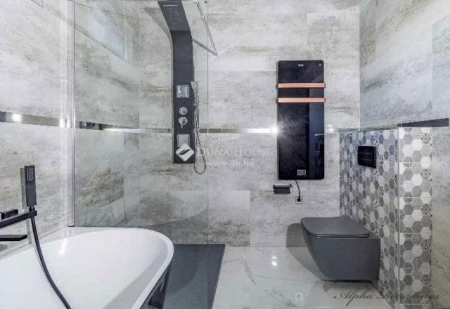 Eladó családi ház, Dunavarsányban 199 M Ft, 5 szobás