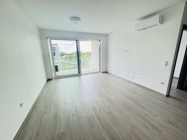 Kiadó téglalakás, albérlet, Győrött 303 E Ft / hó, 3 szobás