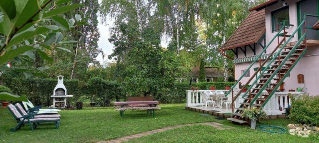 Eladó nyaraló, Balatonföldváron 119 M Ft, 4 szobás