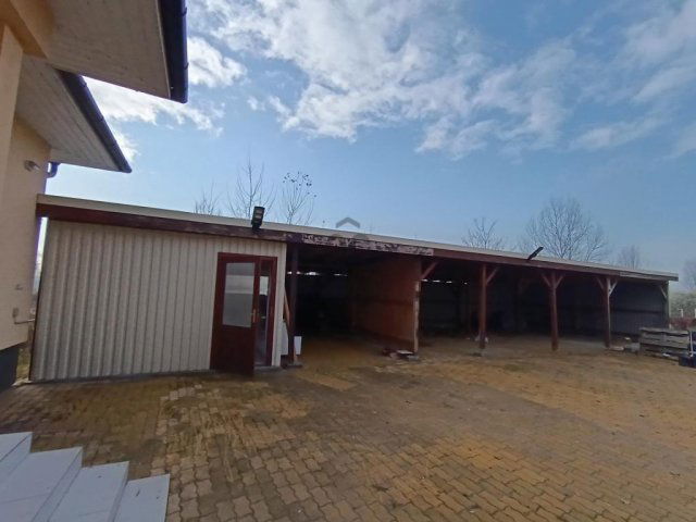 Eladó családi ház, Dunaharasztin 217 M Ft, 3 szobás