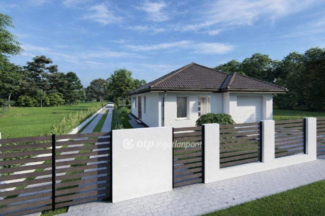 Eladó családi ház, Gyálon 130 M Ft, 4 szobás