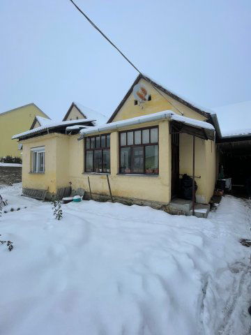 Eladó családi ház, Szászváron 24 M Ft, 5 szobás